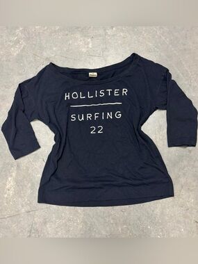 Y2K Hollister Surfing Embroidered 3/4 Sleeve Top